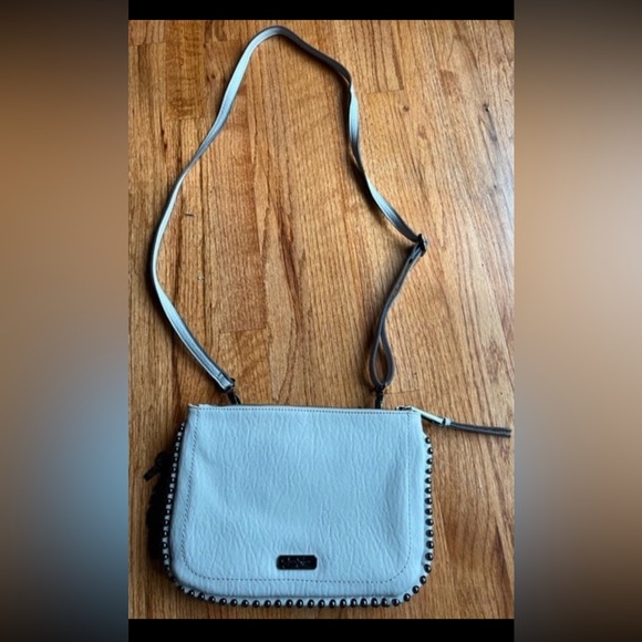 Jessica simpson adjustable crossbody bag - Picture 3 of 10